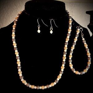 "New" Metal/Bead Choker Necklace, Bracelet and Earrings Set